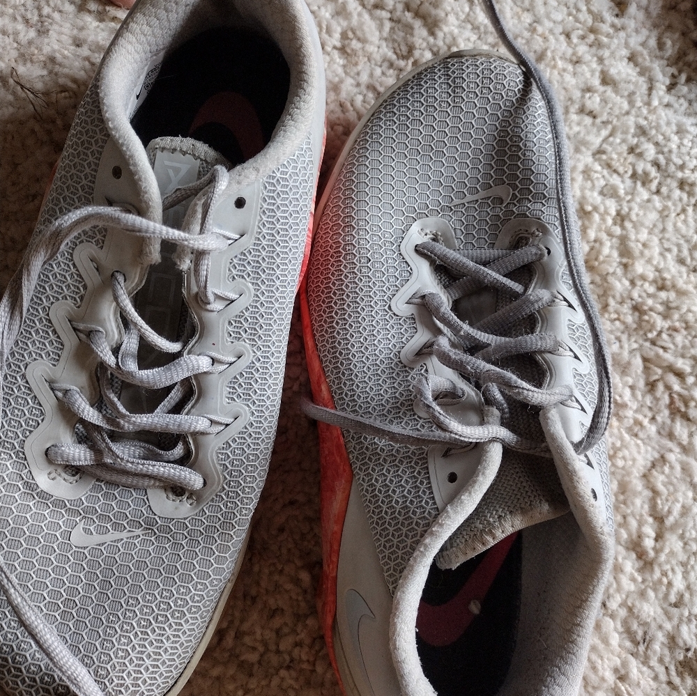 Nike shoes